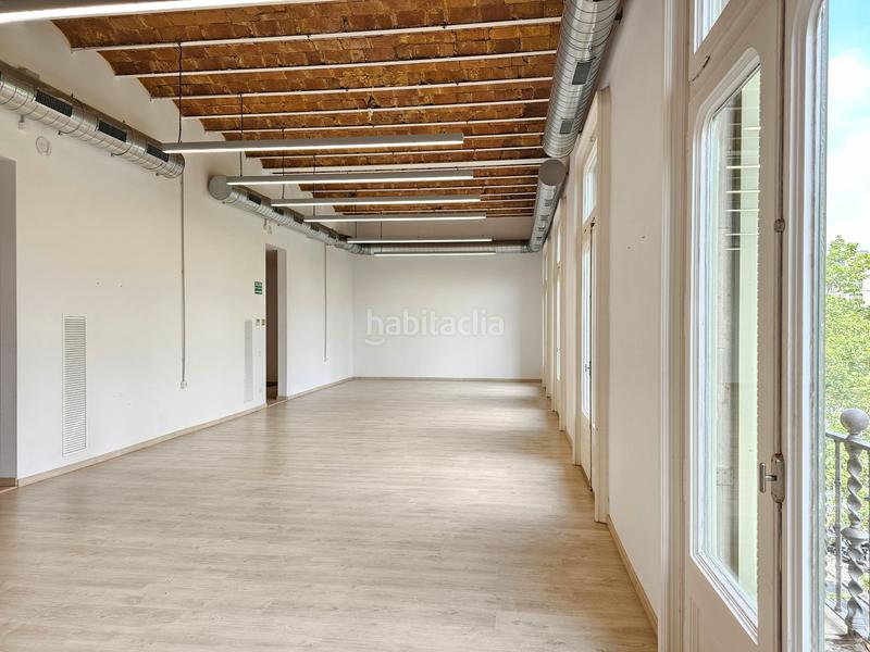 Foto dbab46cc-309e-4bad-b4fb-a4b9477c2dcf. Location bureau dans Dreta de l´Eixample Barcelona