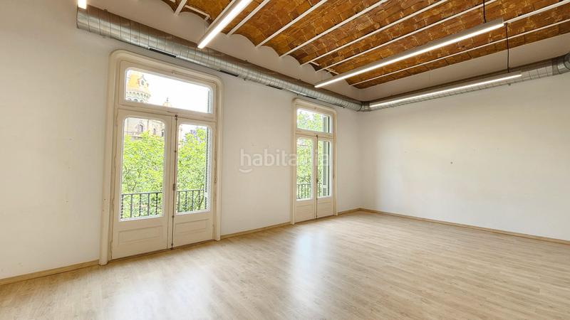 Foto e0ad7eef-4eb7-489b-9145-dcb3b83ad48b. Location bureau dans Dreta de l´Eixample Barcelona
