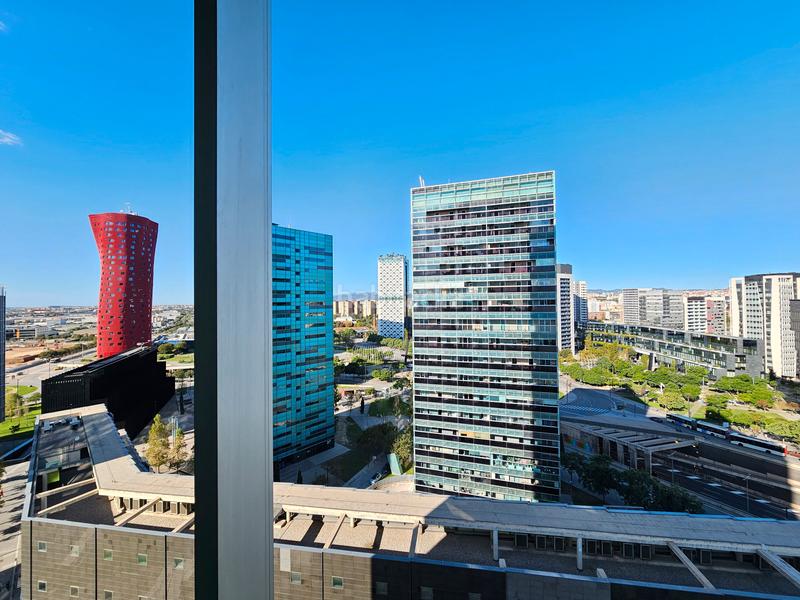 Foto 6b49063e-22e2-48db-bcec-224b5e8d70ca. Location bureau avec chauffage parking dans Santa Eulàlia Hospitalet de Llobregat (L´)