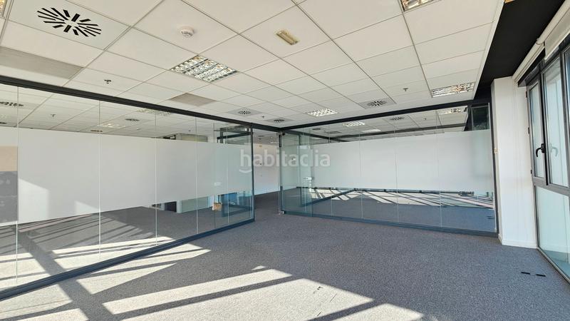 Foto f318a2bc-2514-49db-a967-fcb0abb8a813. Rent office space with heating parking in Santa Eulàlia Hospitalet de Llobregat (L´)