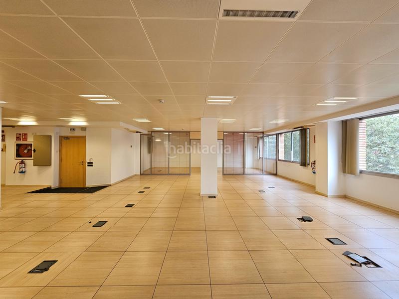 Foto aa894e82-8c0a-4e79-b95f-eb4a410e78bc. Miete büro mit heizung in Sagrada Família Barcelona