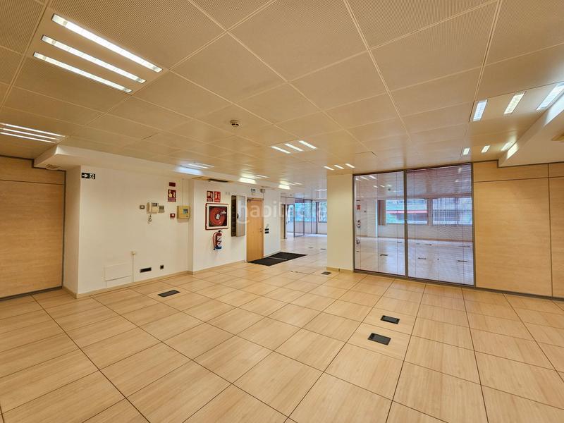 Foto 8034f826-2a61-40a2-b5ec-15ecab0a7d6a. Rent office space with heating in Sagrada Família Barcelona