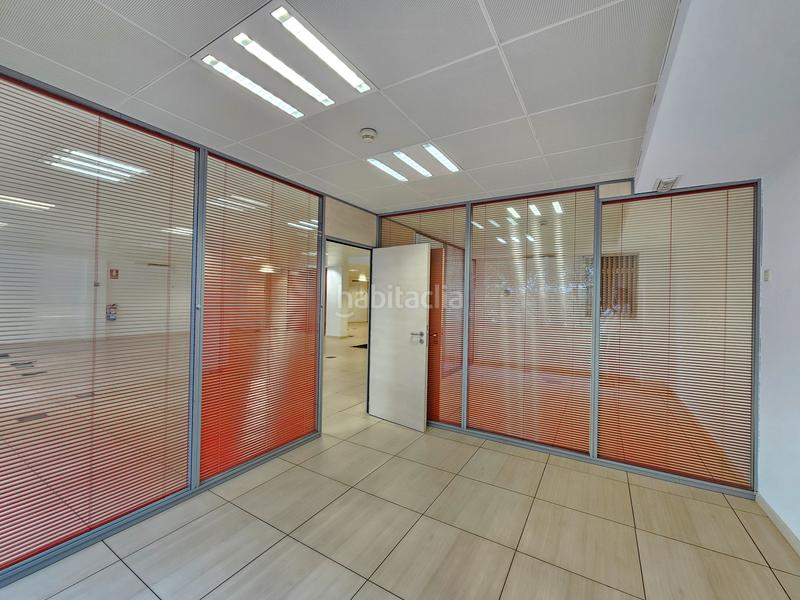 Foto 8684b0b1-8705-41fb-b4b5-27794b42c43a. Rent office space with heating in Sagrada Família Barcelona