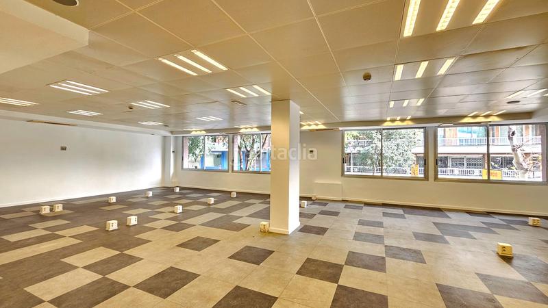 Foto 18f5cb84-d15d-4619-82ce-7ff8040f842b. Rent office space with parking in Sagrada Família Barcelona