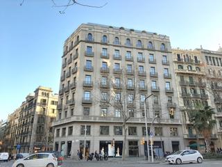 Location Bureau  Plaça de catalunya