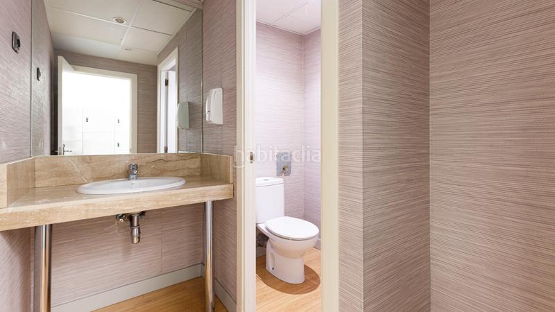 Foto 21c3c1d9-57f8-43ce-8f44-a02eb4d40ac2. Miete büro mit parking in Dreta de l´Eixample Barcelona