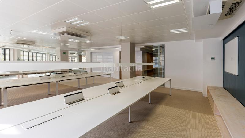 Foto 07eaa3b5-542a-46e4-8a02-fd8b3177c8af. Rent office space with parking in Dreta de l´Eixample Barcelona