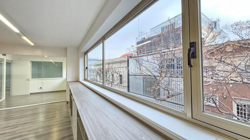 Foto 99e8bd27-79d1-433f-9dc5-fc2af57c4ca0. Location bureau avec parking dans Barri de les Corts Barcelona