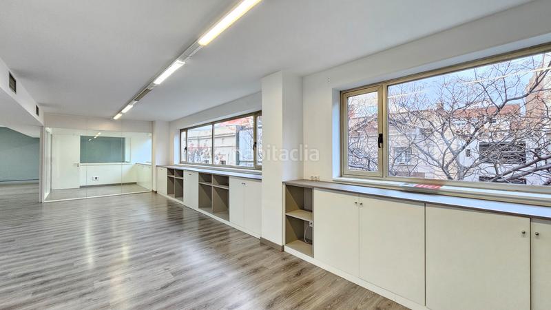 Foto 9c7dc64a-1559-4904-a89a-f8b3b82b2024. Location bureau avec parking dans Barri de les Corts Barcelona