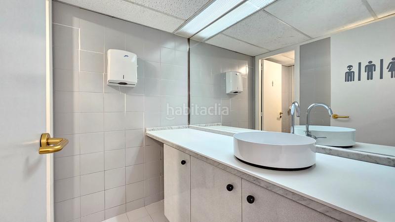 Foto d5204cf0-506b-4f3c-87a6-48f3bf554488. Location bureau avec parking dans Barri de les Corts Barcelona