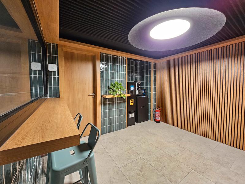 Foto 521c6368-c2bc-43bf-93de-38f28286ba46. Alquiler oficina  impecable completamente renovada en Barcelona