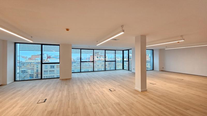 Foto 94d83cde-51b8-4361-a95c-86b9ec004931. Rent office space with heating parking in L´Antiga Esquerra de l´Eixample Barcelona