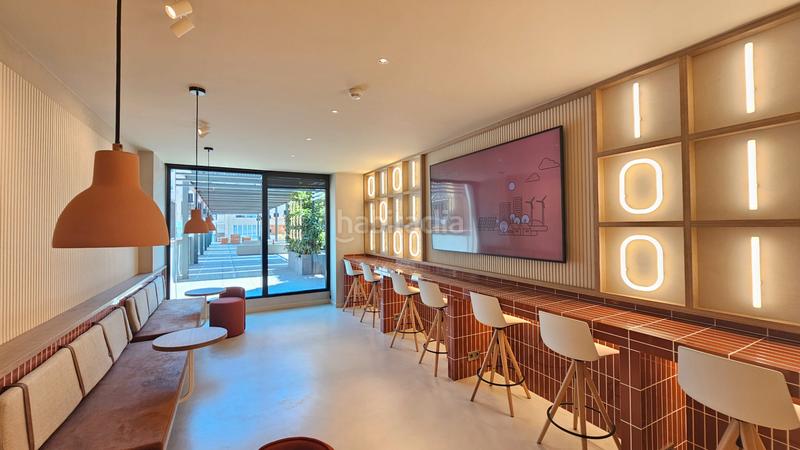 Foto e2ca42d3-f465-4951-9d0c-fef1a4b689f7. Rent office space with heating parking in L´Antiga Esquerra de l´Eixample Barcelona