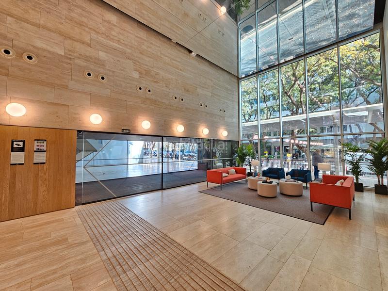 Foto def81a8e-c431-47b9-81d4-bc1a75c43095. Rent office space with parking in Barri de les Corts Barcelona