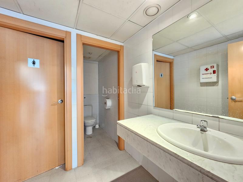 Foto 1ecf576f-6271-4ef5-bc18-9eb6aa33f039. Alquiler oficina en Les Planes Sant Joan Despí