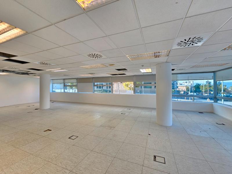 Foto 2bef9ec3-c39b-421b-82f4-9b994bafe184. Affitto ufficio con parcheggio in Les Planes Sant Joan Despí