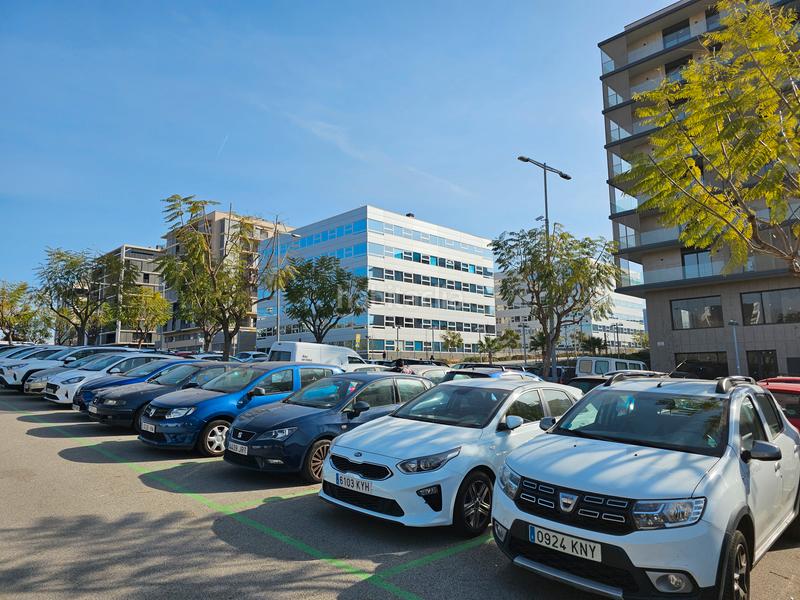 Foto 8d5b0a82-b51e-41d1-bb27-b8897df30e28. Affitto ufficio con parcheggio in Les Planes Sant Joan Despí