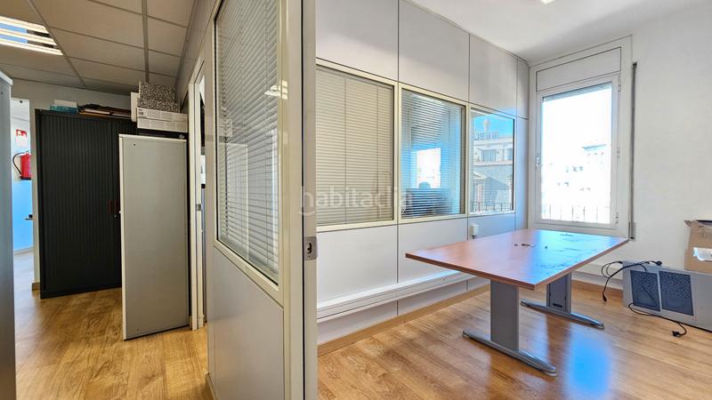 Foto c5a50f40-4751-4b21-b0bc-b6ca12a417f2. Rent office space with heating in L´Antiga Esquerra de l´Eixample Barcelona