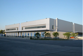 Location Bâtiment à usage industriel  Carrer 3