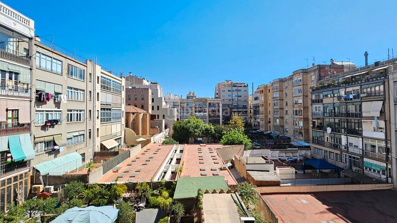 Foto 82919408-5965-479a-bfc2-72c6327d15dd. Rent office space with parking in Dreta de l´Eixample Barcelona