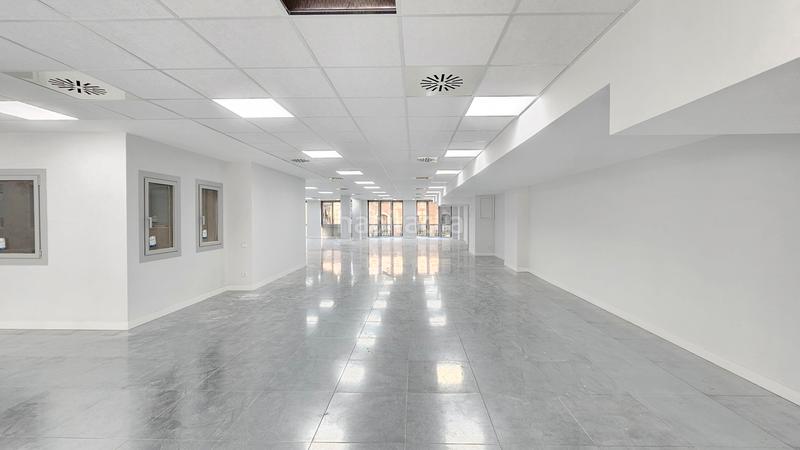 Foto 60e8b248-fdc0-4909-8986-7a1f266f6b7b. Miete büro in Dreta de l´Eixample Barcelona
