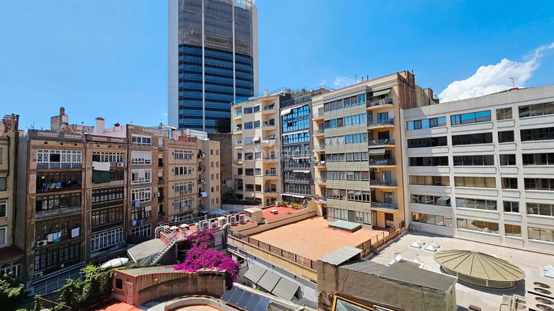 Foto 7be707da-f7e5-434f-af30-c4bc9aafa3e9. Alquiler oficina en Dreta de l´Eixample Barcelona