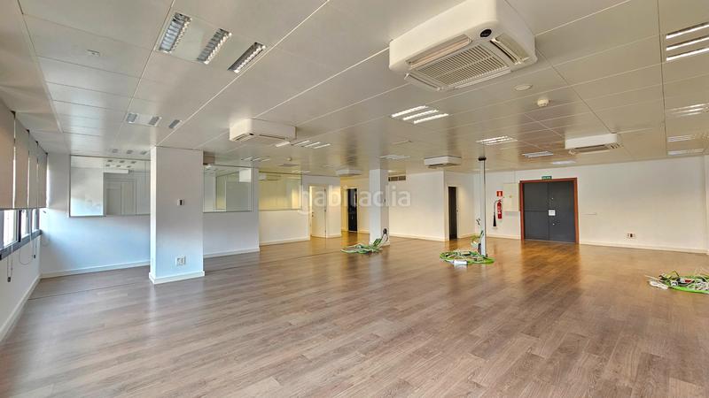 Foto 4f8eda64-8e0f-4d04-8899-0b67ab50253c. Location bureau avec parking dans Dreta de l´Eixample Barcelona