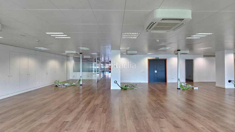 Foto 8def95d2-6672-4d02-8cc6-a235c1d12ca2. Rent office space with parking in Dreta de l´Eixample Barcelona