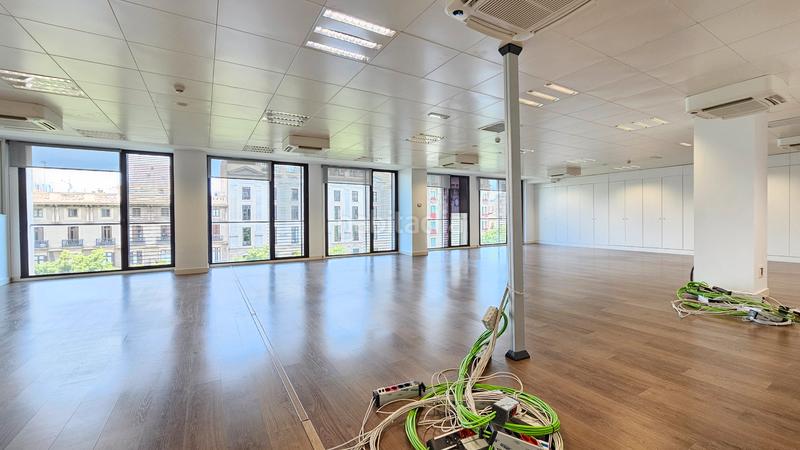 Foto d52b0449-dbe4-4bcc-b6ce-200422fcb293. Rent office space with parking in Dreta de l´Eixample Barcelona