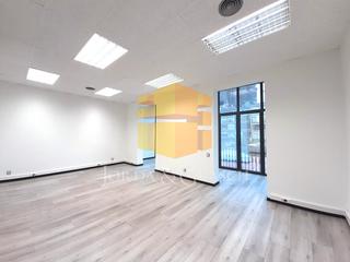Location Bureau  Carrer del bruc