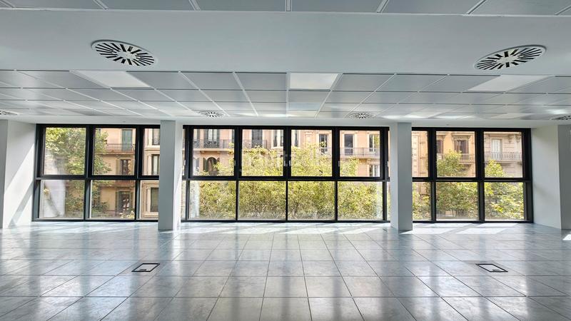 Foto 4b3dd3a2-2c3d-43a9-9210-21480a317606. Miete büro in Dreta de l´Eixample Barcelona