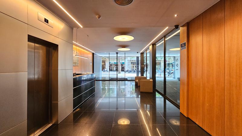 Foto c5a1e1ef-0627-4b81-96d2-bc2bd123ca8e. Alquiler oficina en Dreta de l´Eixample Barcelona