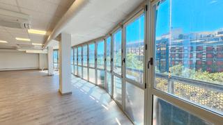 Location Bureau  Avinguda diagonal