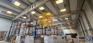 Rent Industrial building  Carrer de can catala