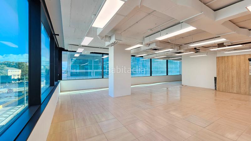 Foto 3e850b0a-e1b4-4234-a3b6-f1b026e592fe. Location bureau avec chauffage parking dans Provençals del Poblenou Barcelona