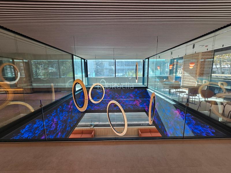 Foto 6576edfb-a91a-49a8-a150-e66ead1df893. Miete büro mit heizung parking in Provençals del Poblenou Barcelona