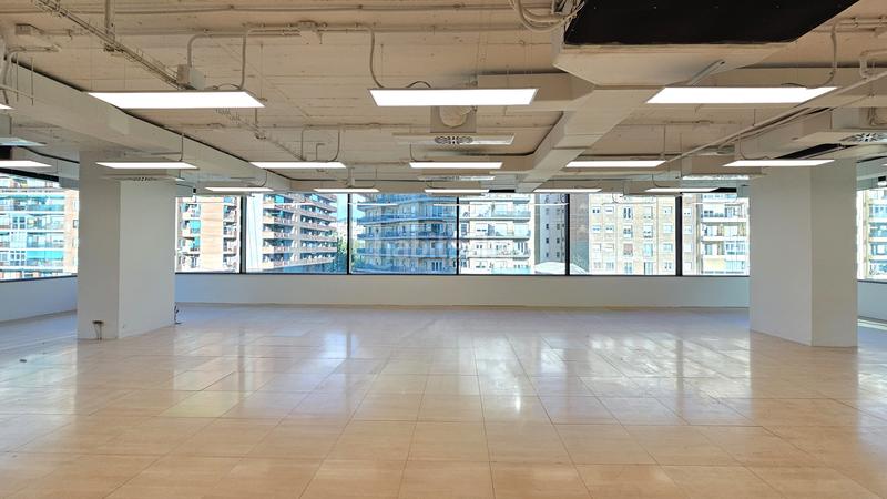 Foto 18af865c-255f-4618-819e-388a3eac574c. Rent office space with heating parking in Provençals del Poblenou Barcelona