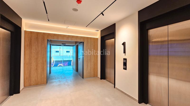 Foto 528acfbc-2228-457e-8e90-bcbc3f5570ed. Rent office space with heating parking in Provençals del Poblenou Barcelona