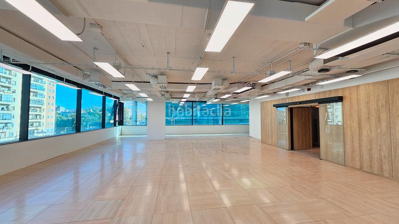 Foto 8745559a-66f9-46a2-9e86-86ba5781e4f9. Lloguer oficina amb calefacció aparcament a Provençals del Poblenou Barcelona