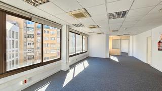 Location Bureau  Avinguda de josep tarradellas