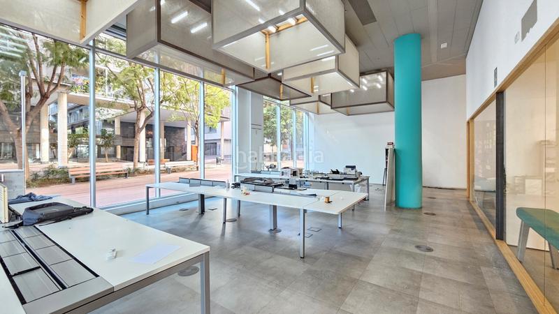 Foto 5b5d0eb5-1080-4b66-af65-68f28e846c90. Location bureau avec chauffage parking dans El Parc i la Llacuna del Poblenou Barcelona