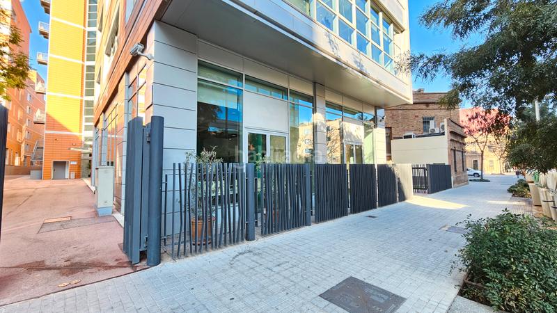 Foto b3f68bb3-007a-4802-83ef-418ddffb96b5. Location bureau avec chauffage parking dans El Parc i la Llacuna del Poblenou Barcelona