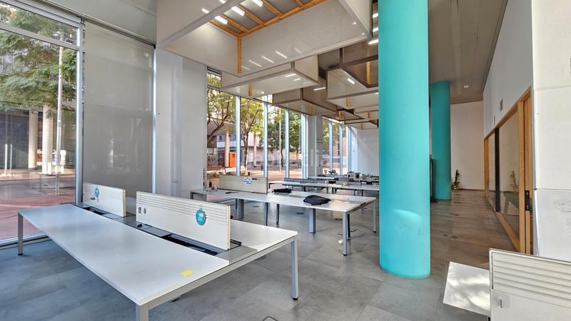 Foto ea118714-813c-407c-8d39-fbdbce47e843. Location bureau avec chauffage parking dans El Parc i la Llacuna del Poblenou Barcelona