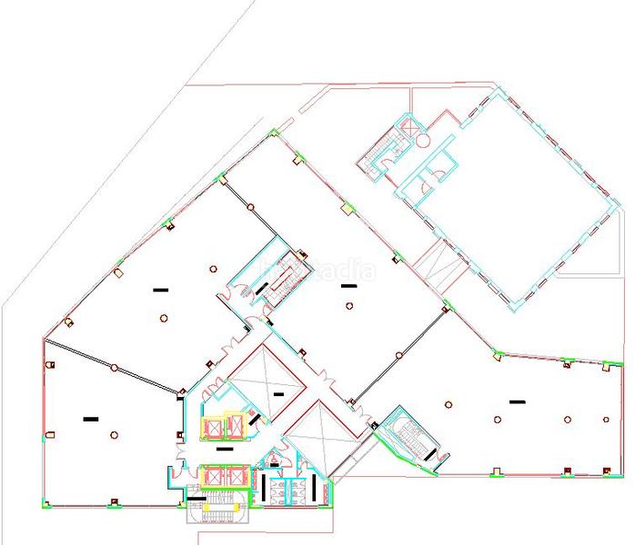 Foto 71d37466-ecd4-48ae-84ce-1a4242b6779a. Lloguer oficina amb calefacció aparcament a El Parc i la Llacuna del Poblenou Barcelona
