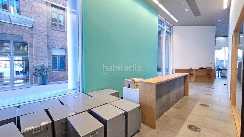 Foto d809dfb8-ebaf-4e06-bad0-39be9ab861a1. Lloguer oficina amb calefacció aparcament a El Parc i la Llacuna del Poblenou Barcelona