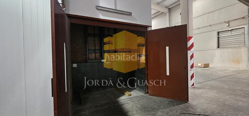 Foto 2af56fc3-a7d3-4f60-90ba-431c96e109f7. Miete fabrikhalle in carrer dels tintorers 15 in Olesa de Montserrat