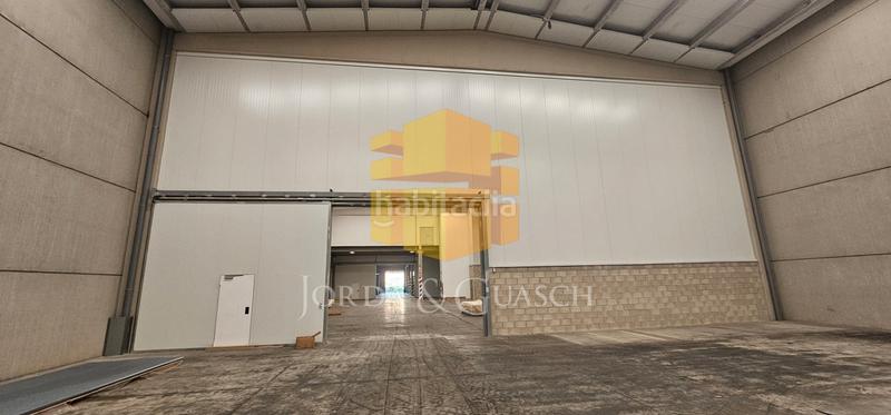 Foto 642dc275-1ddb-47ae-8caa-4d56768910e4. Miete fabrikhalle in carrer dels tintorers 15 in Olesa de Montserrat