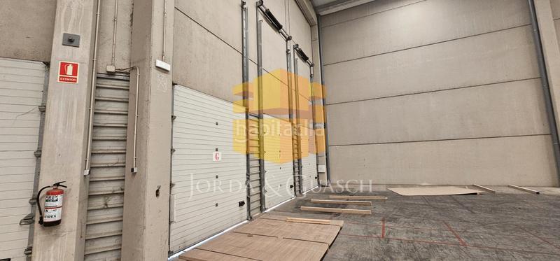 Foto 6d393ea3-5144-4297-a8f3-fb4f2f6f4c69. Miete fabrikhalle in carrer dels tintorers 15 in Olesa de Montserrat