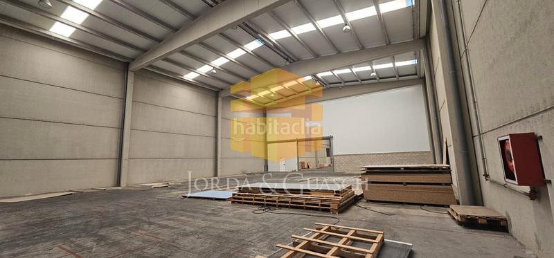 Foto a5579897-f8eb-482a-bcb8-a600a8bf03c0. Miete fabrikhalle in carrer dels tintorers 15 in Olesa de Montserrat