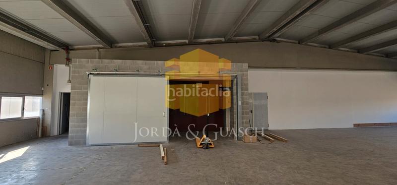 Foto df985ec8-49e9-43b2-a8a8-1dcfd6561441. Miete fabrikhalle in carrer dels tintorers 15 in Olesa de Montserrat